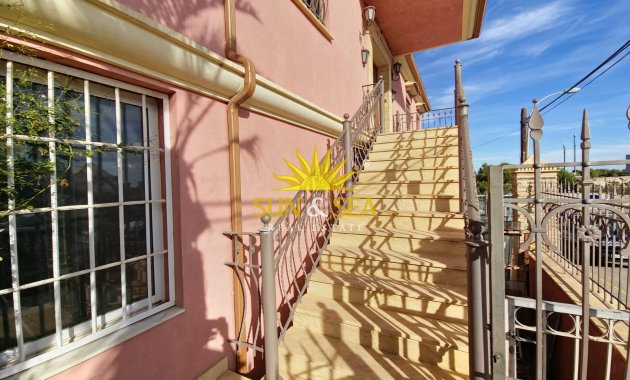 Resale - Villa - San Miguel de Salinas