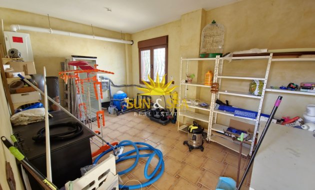 Resale - Villa - San Miguel de Salinas