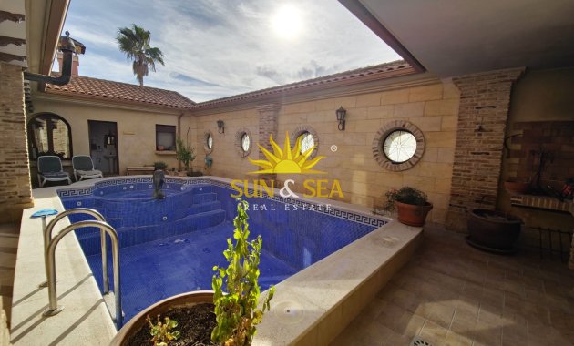 Resale - Villa - San Miguel de Salinas