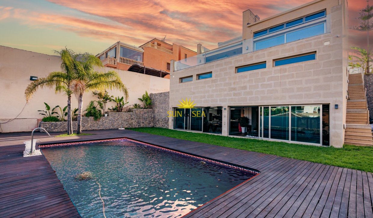 Long Term Rental - Villa - Torrevieja - Los Balcones - Los Altos del Edén