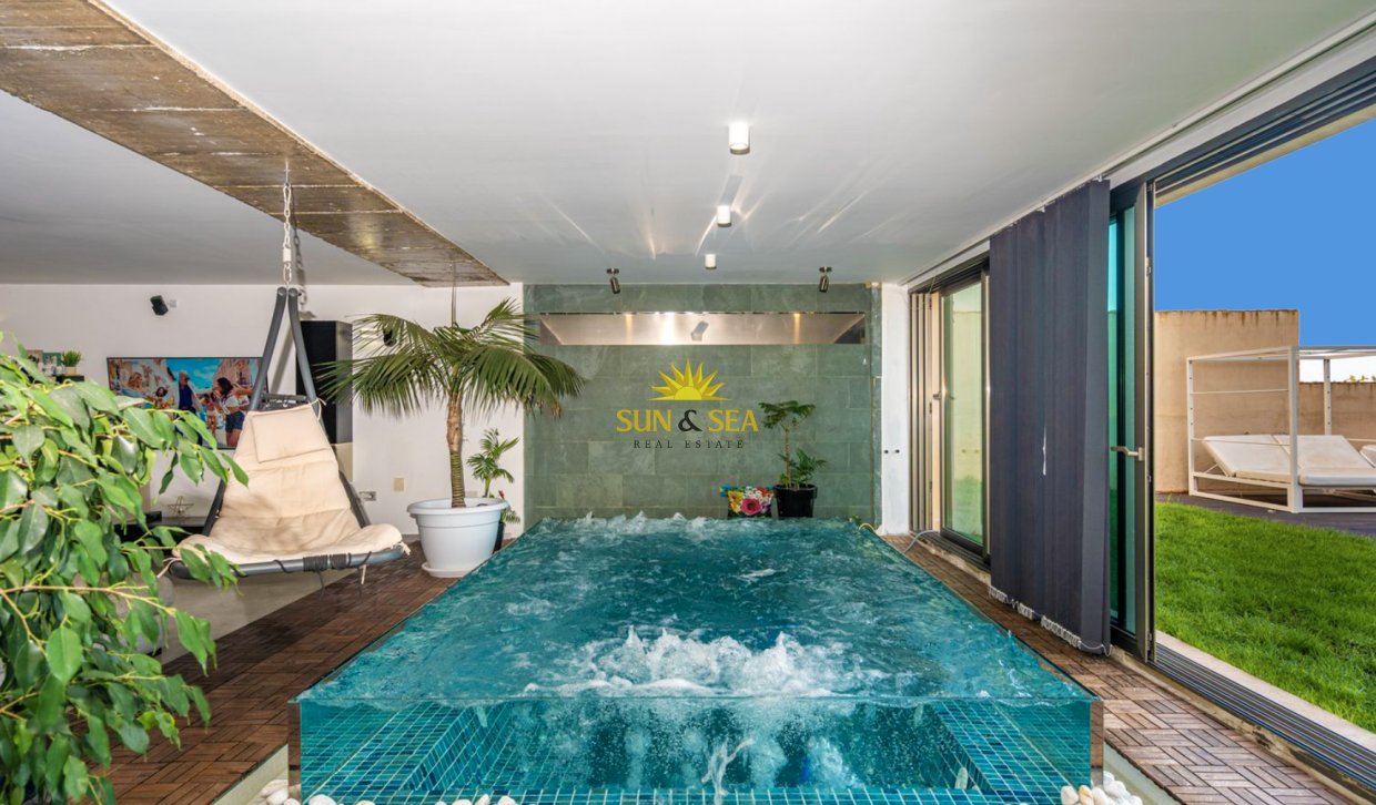 Long Term Rental - Villa - Torrevieja - Los Balcones - Los Altos del Edén