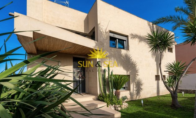 Long Term Rental - Villa - Torrevieja - Los Balcones - Los Altos del Edén