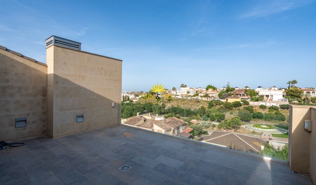 Long Term Rental - Villa - Torrevieja - Los Balcones - Los Altos del Edén