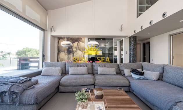 Long Term Rental - Villa - Torrevieja - Los Balcones - Los Altos del Edén