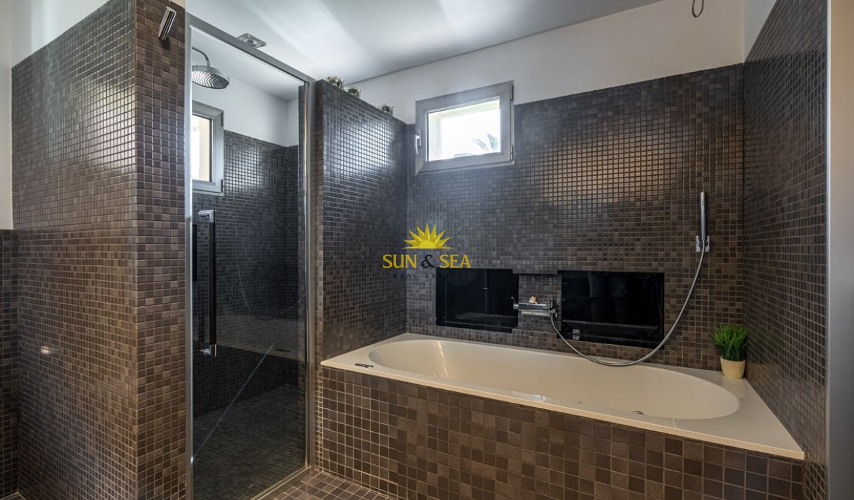 Long Term Rental - Villa - Torrevieja - Los Balcones - Los Altos del Edén