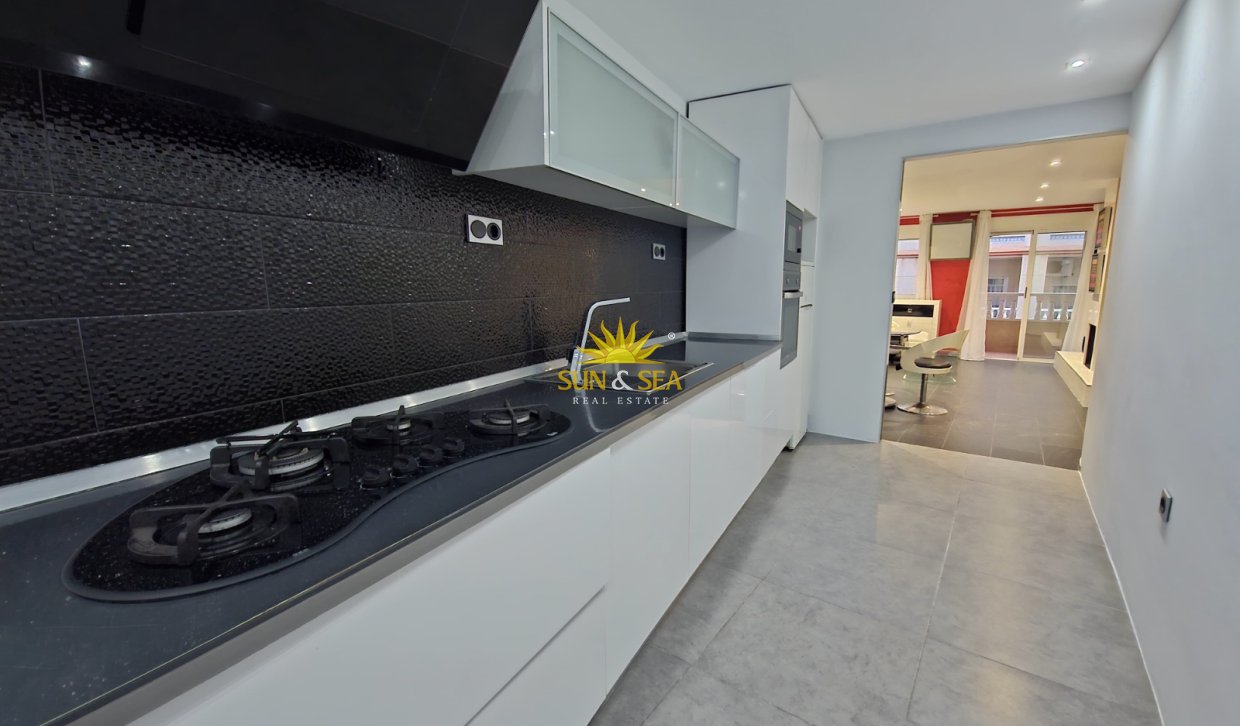 Location à long terme - Appartement - Torrevieja - Playa del Cura