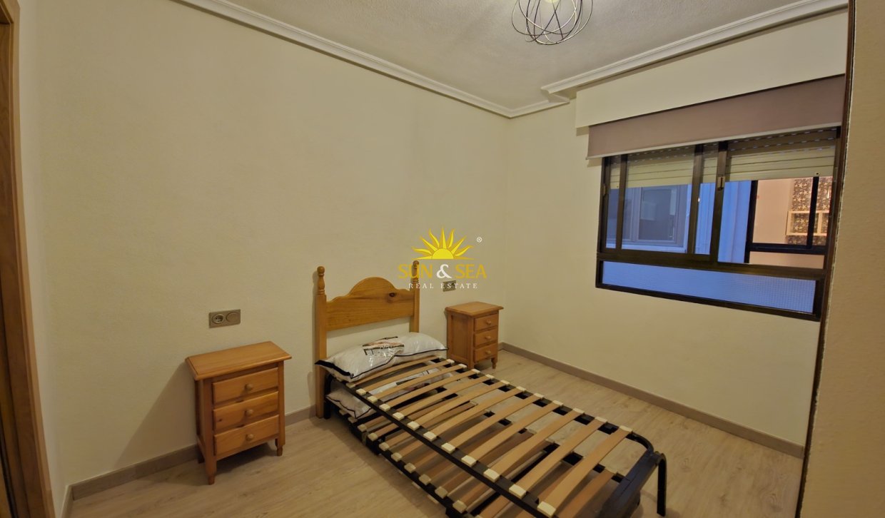 Location à long terme - Appartement - Torrevieja - Playa del Cura