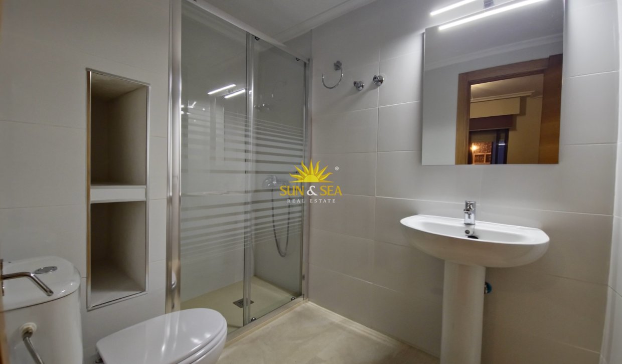 Location à long terme - Appartement - Torrevieja - Playa del Cura