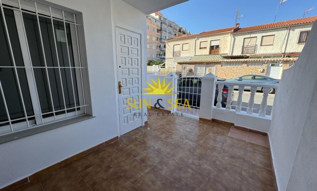 Reventa - Ground Floor - Torrevieja - Playa del Cura