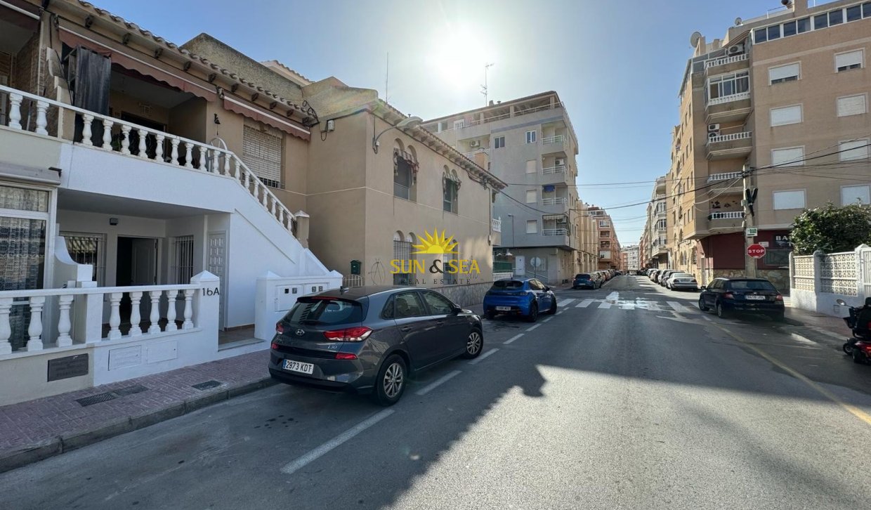 Reventa - Ground Floor - Torrevieja - Playa del Cura