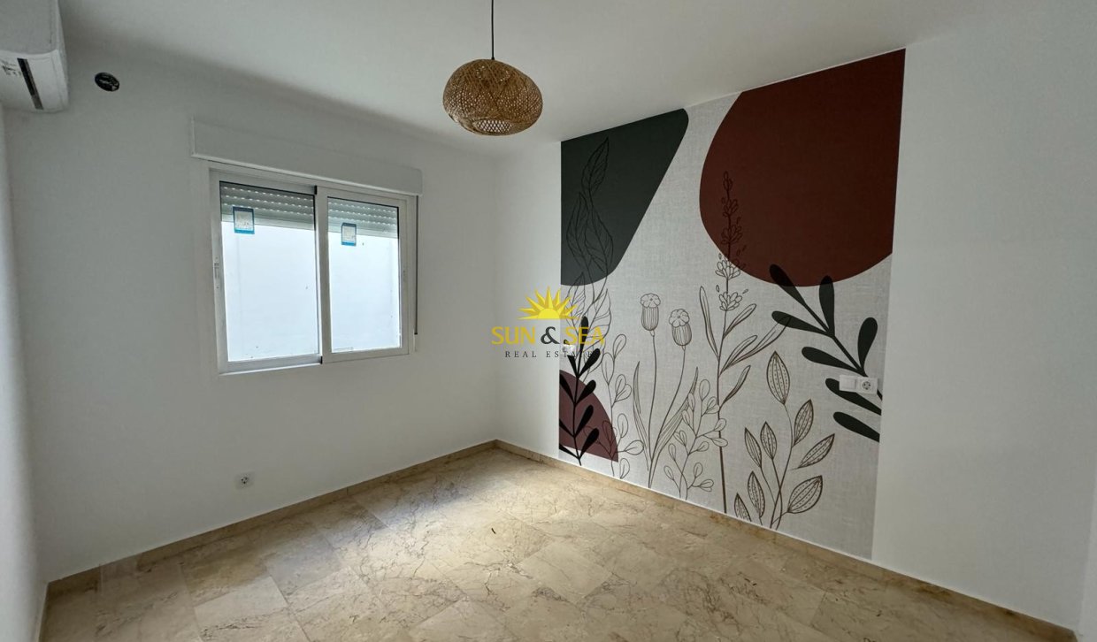 Reventa - Ground Floor - Torrevieja - Playa del Cura