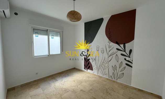Reventa - Ground Floor - Torrevieja - Playa del Cura