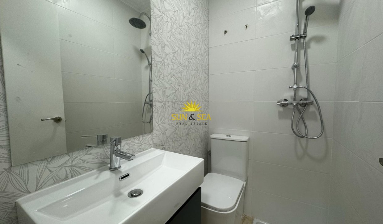 Reventa - Ground Floor - Torrevieja - Playa del Cura
