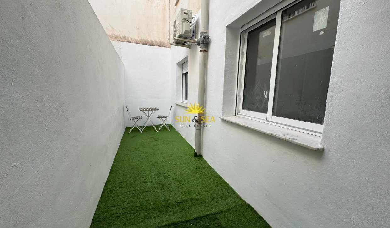 Reventa - Ground Floor - Torrevieja - Playa del Cura