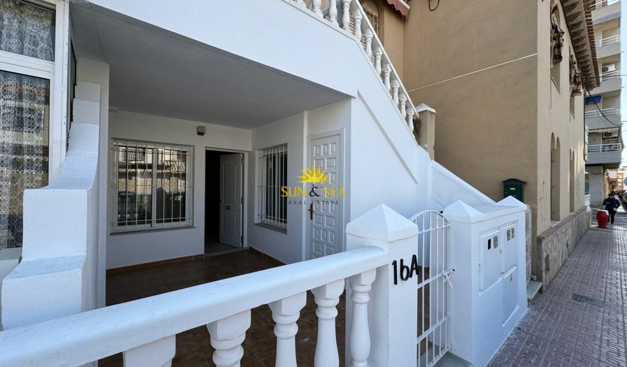Reventa - Ground Floor - Torrevieja - Playa del Cura