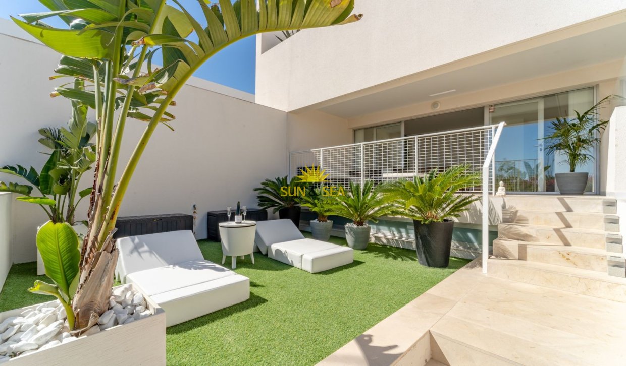 Long Term Rental - Ground Floor - Torrevieja - Los Balcones - Los Altos del Edén