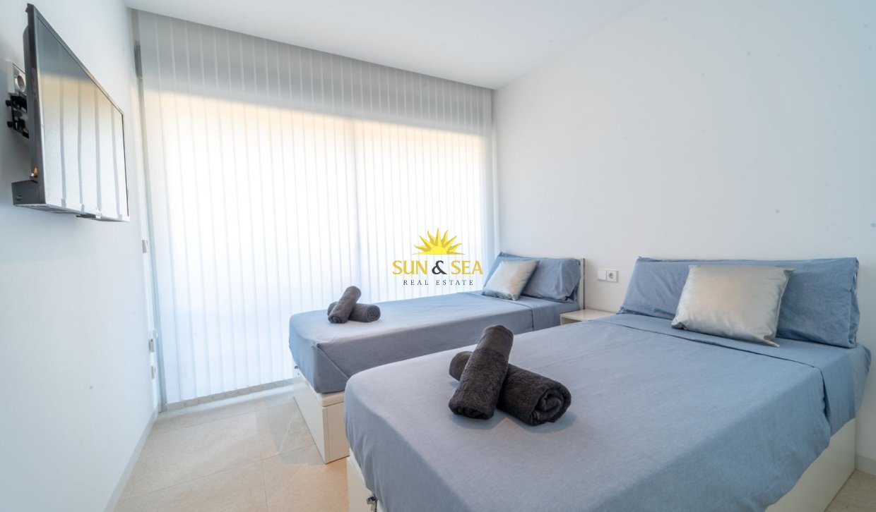 Long Term Rental - Ground Floor - Torrevieja - Los Balcones - Los Altos del Edén