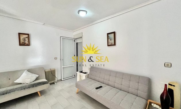 Location à long terme - Townhouse - Torrevieja - Los balcones