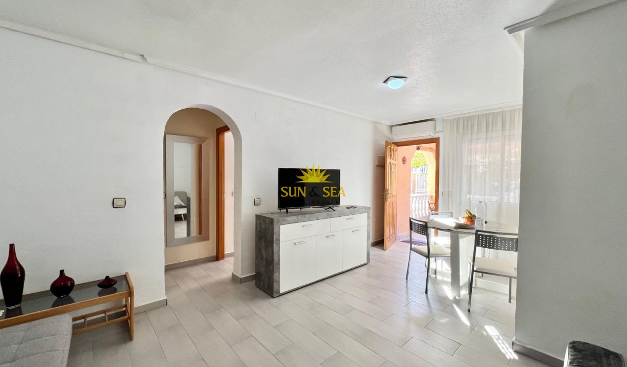 Location à long terme - Townhouse - Torrevieja - Los balcones