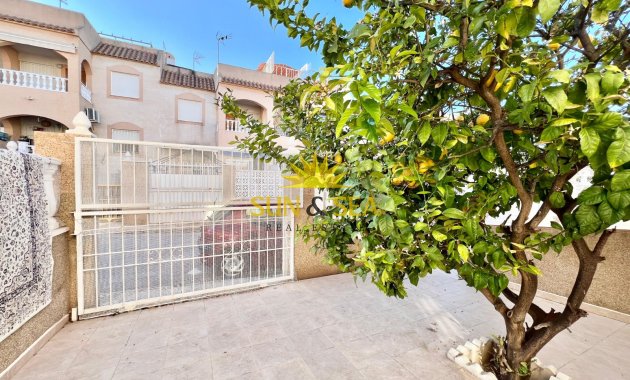 Location à long terme - Townhouse - Torrevieja - Los balcones