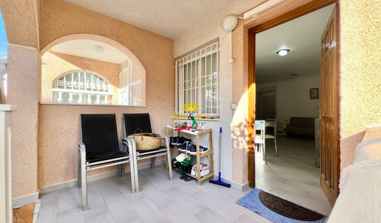 Location à long terme - Townhouse - Torrevieja - Los balcones