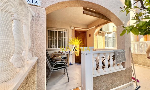 Location à long terme - Townhouse - Torrevieja - Los balcones