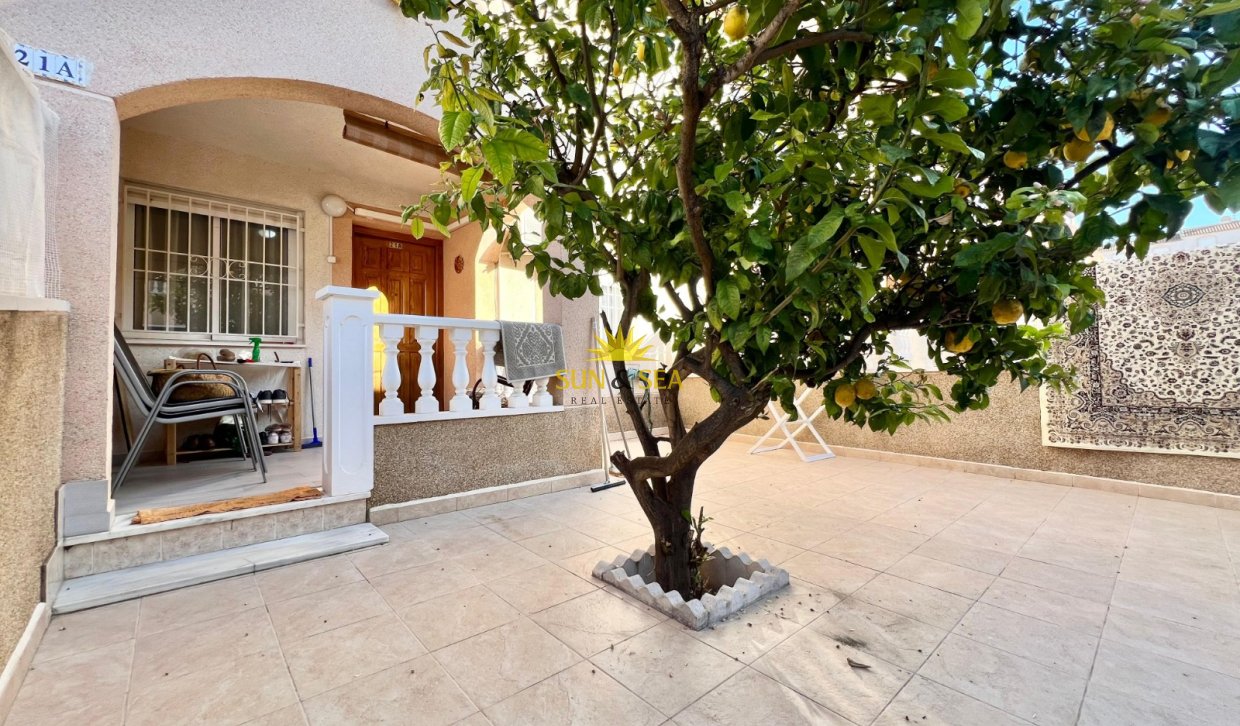 Location à long terme - Townhouse - Torrevieja - Los balcones