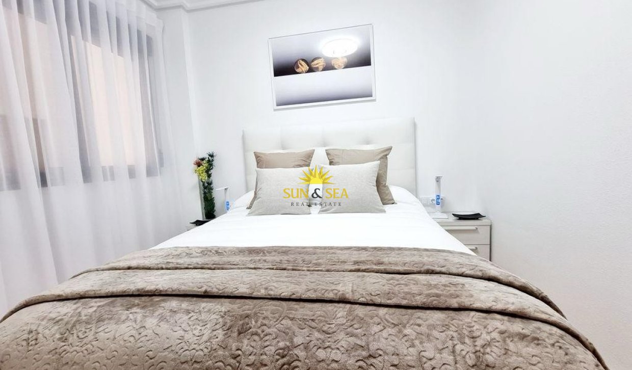 Long Term Rental - Apartment - Torrevieja - Playa del Cura