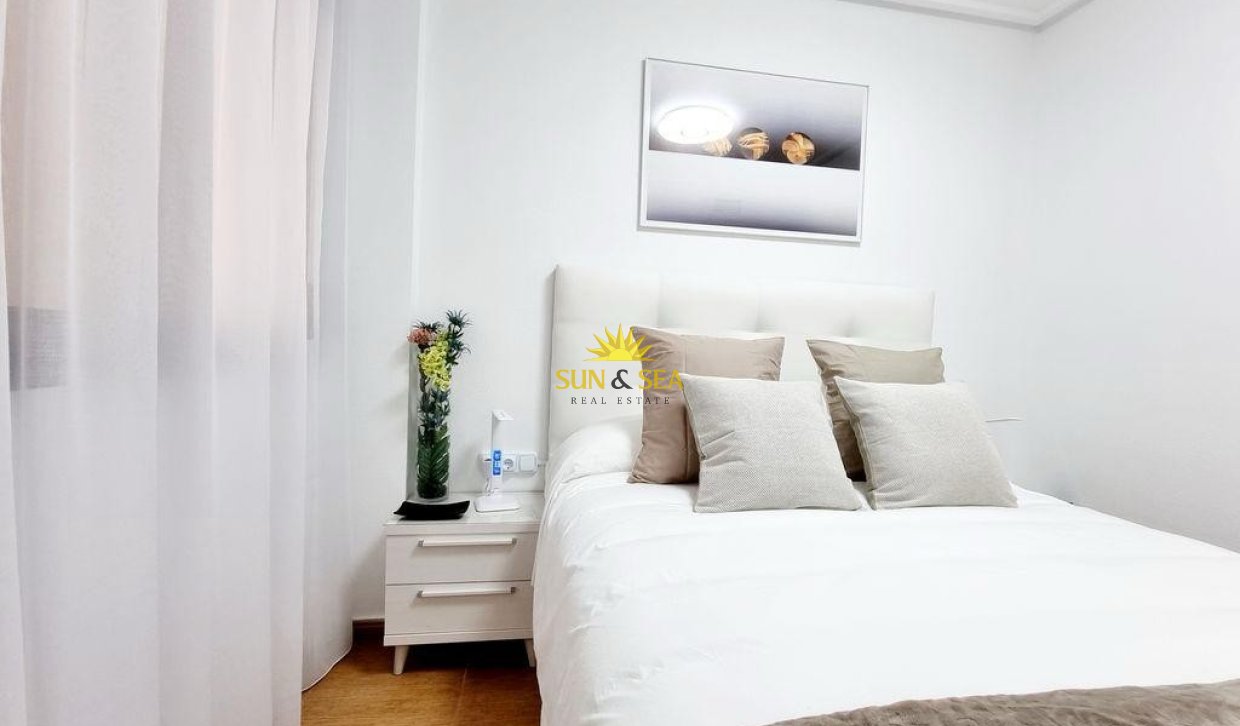 Long Term Rental - Apartment - Torrevieja - Playa del Cura