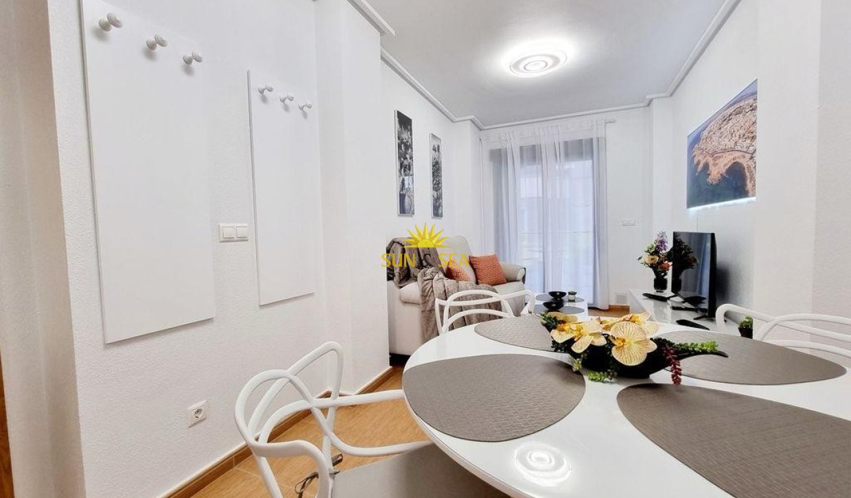 Long Term Rental - Apartment - Torrevieja - Playa del Cura