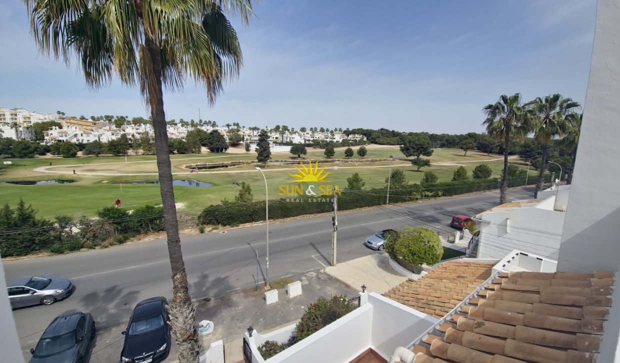 Location à long terme - Townhouse - Orihuela Costa - Villamartín