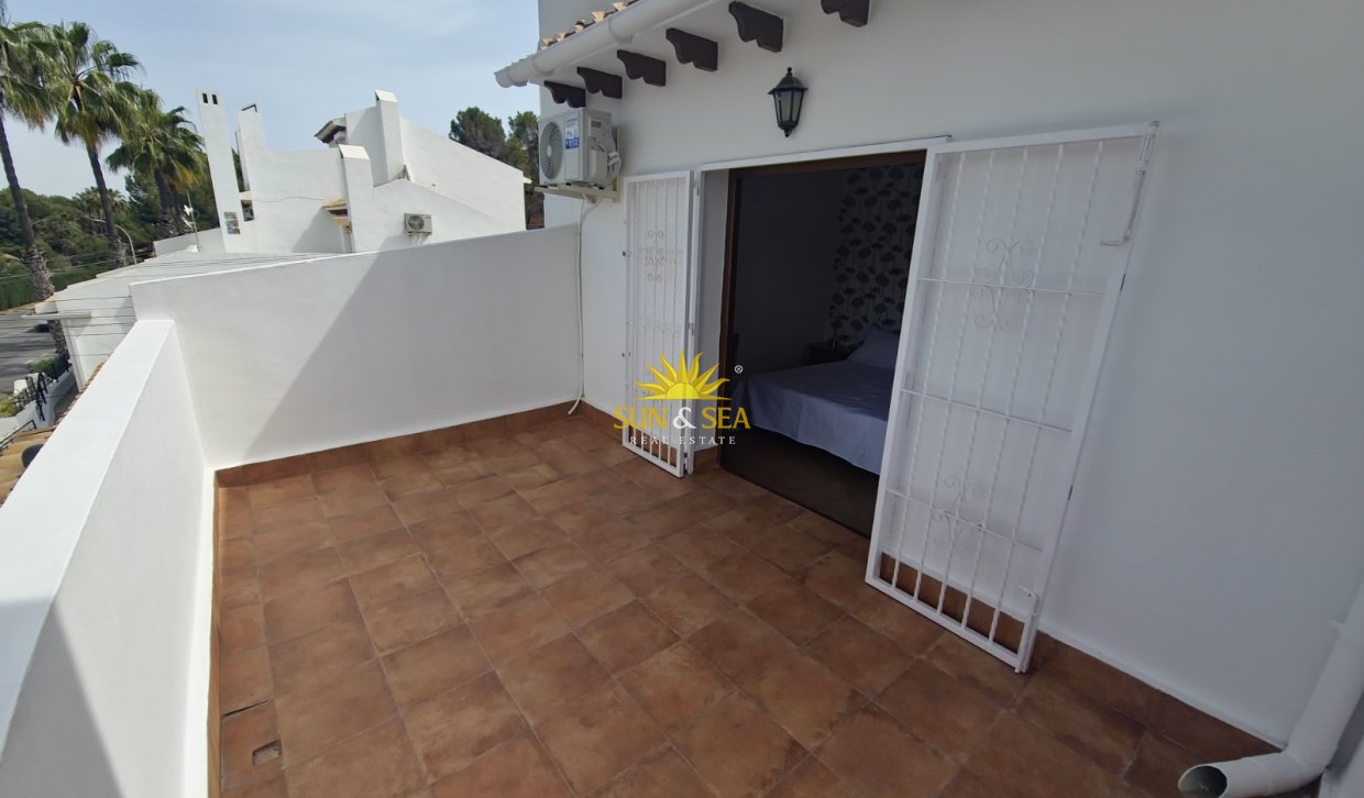 Location à long terme - Townhouse - Orihuela Costa - Villamartín