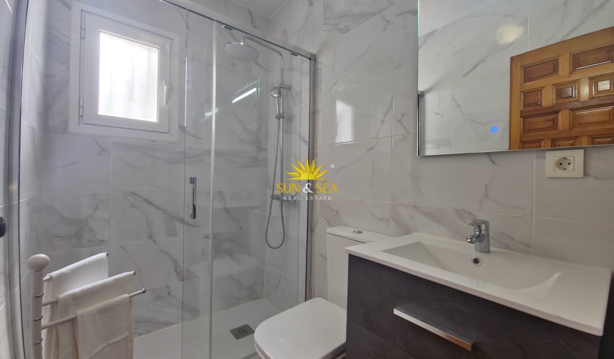 Location à long terme - Townhouse - Orihuela Costa - Villamartín