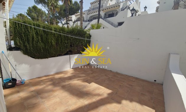 Location à long terme - Townhouse - Orihuela Costa - Villamartín
