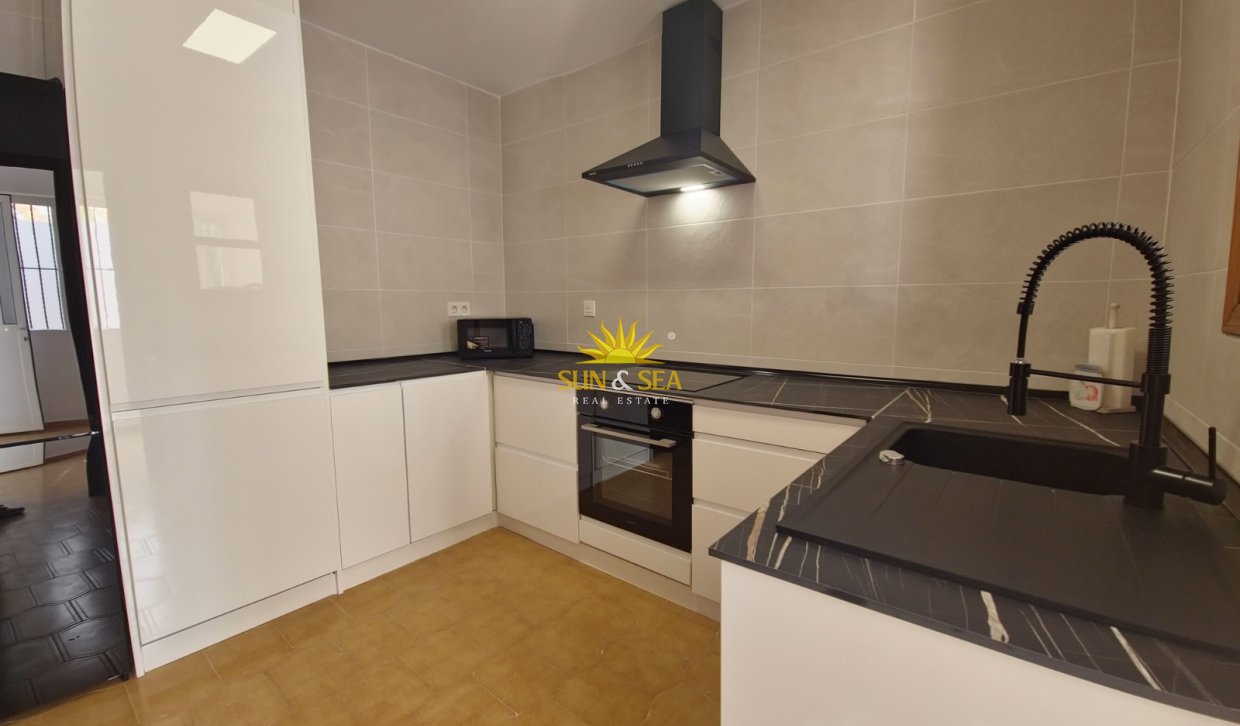 Location à long terme - Townhouse - Orihuela Costa - Villamartín