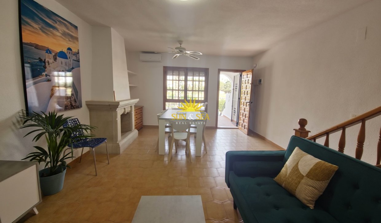 Location à long terme - Townhouse - Orihuela Costa - Villamartín