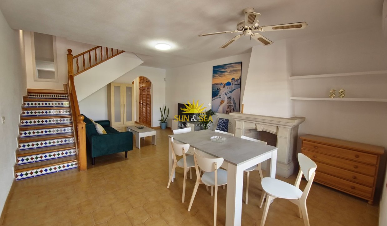 Location à long terme - Townhouse - Orihuela Costa - Villamartín