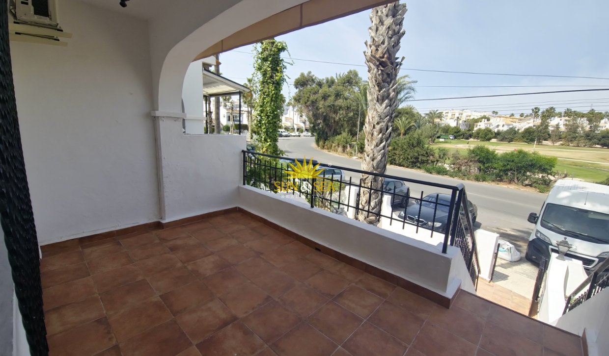 Location à long terme - Townhouse - Orihuela Costa - Villamartín